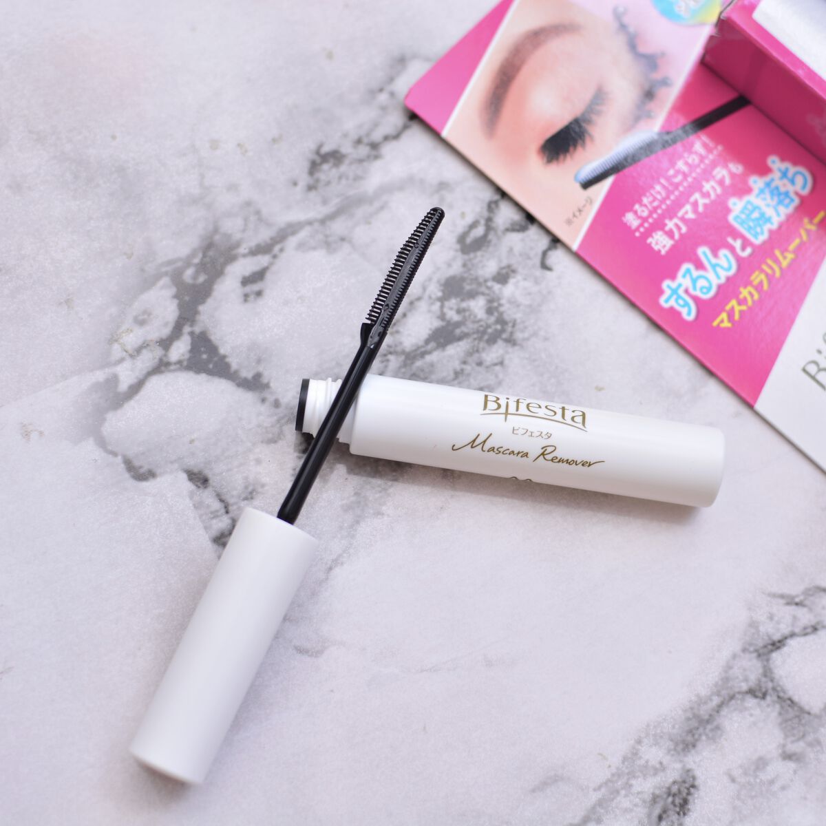 
塗るだけでとろりとしたジェルが
まつ毛1本1本を包み込み
ウォータープルーフマスカラまで
素早く浮かせてこすらずするんと落とせる.*･ﾟ




 #推し増しセザンヌ  #LIPS投稿アワード_ビフォアフ縦動画  #単推しセザンヌ  #衝