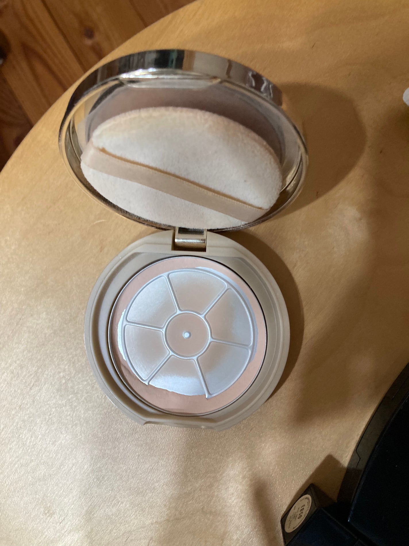 スキニーリッチシャドウ/excel/アイシャドウパレットを使ったクチコミ(3枚目)