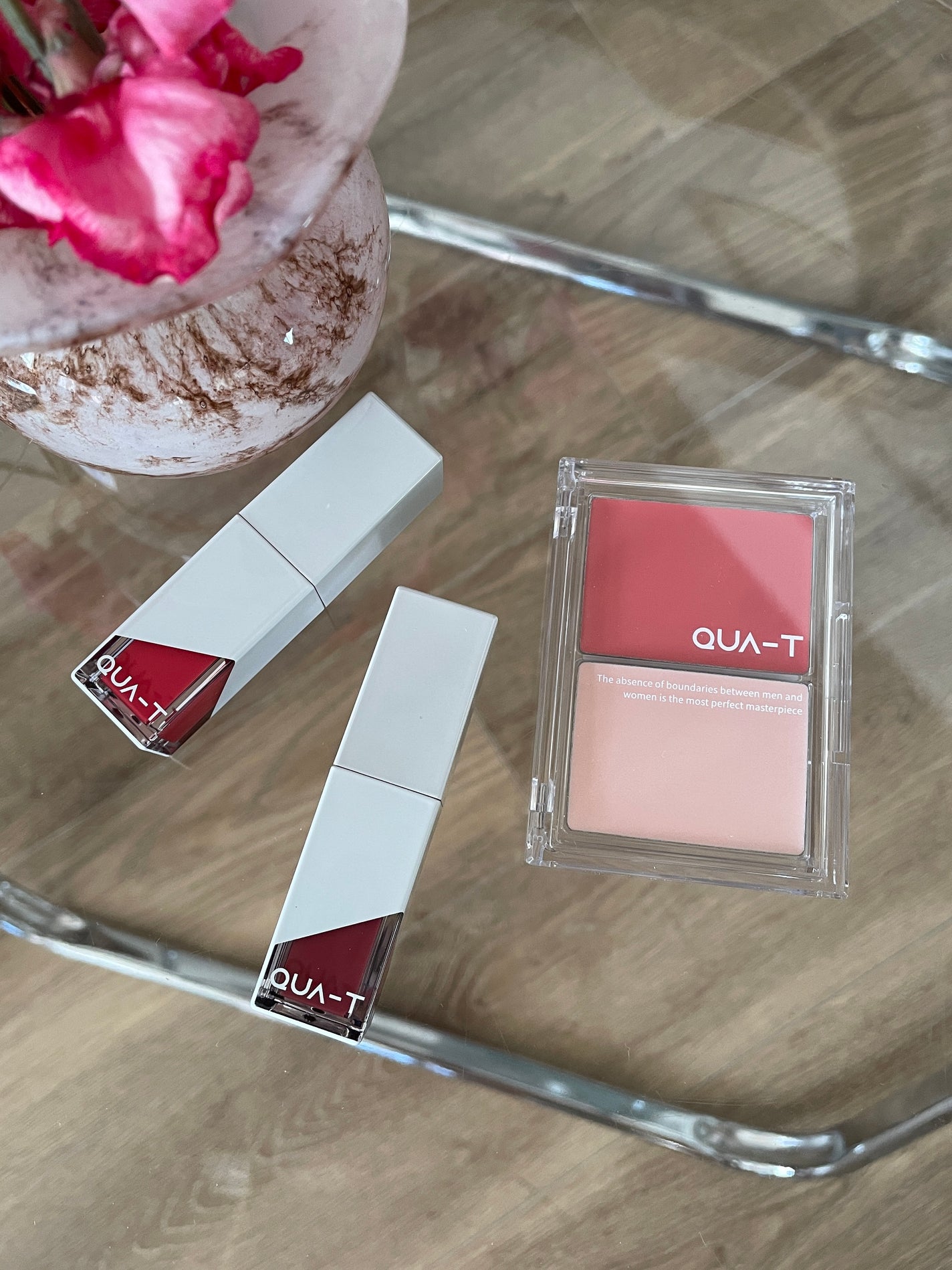 ザグラスタトゥーティント/QUA-T/リップティントを使ったクチコミ(1枚目)