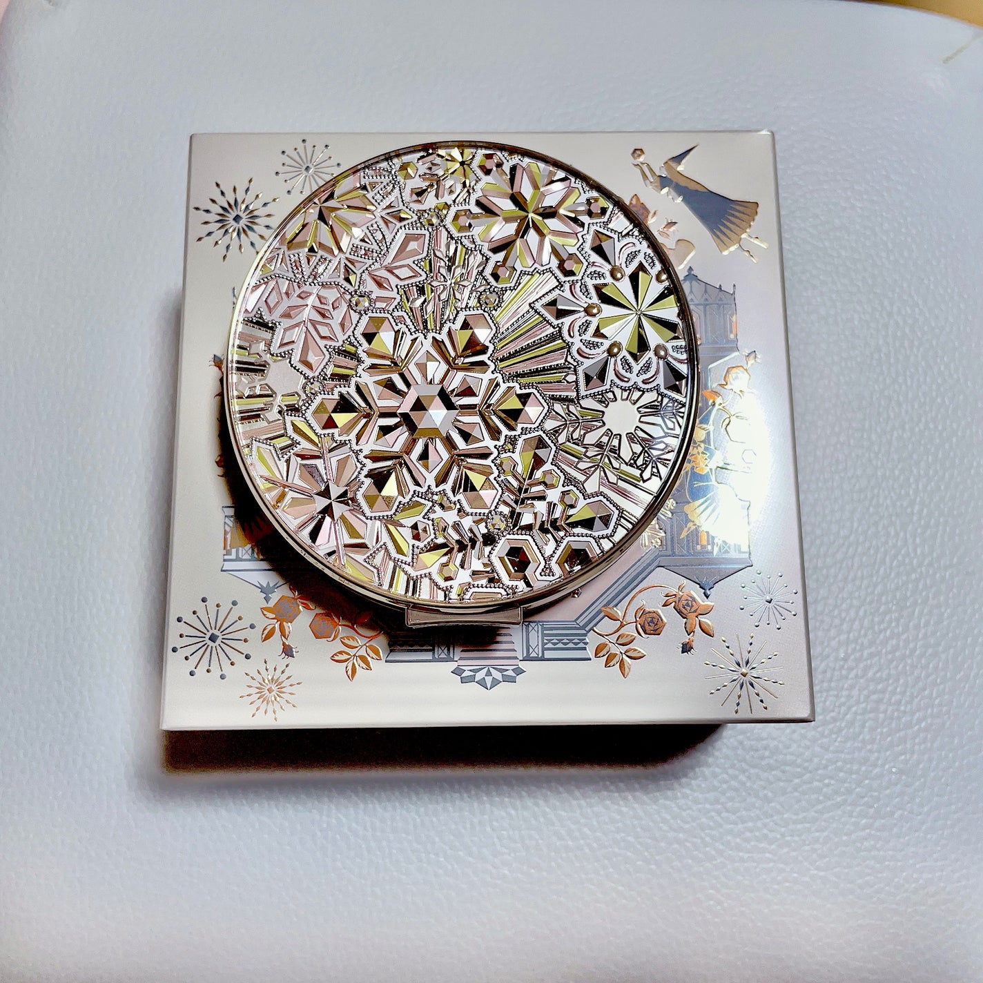 スノービューティー2023 薬用美白スキンケアパウダー/スノービューティー/プレストパウダーを使ったクチコミ(1枚目)