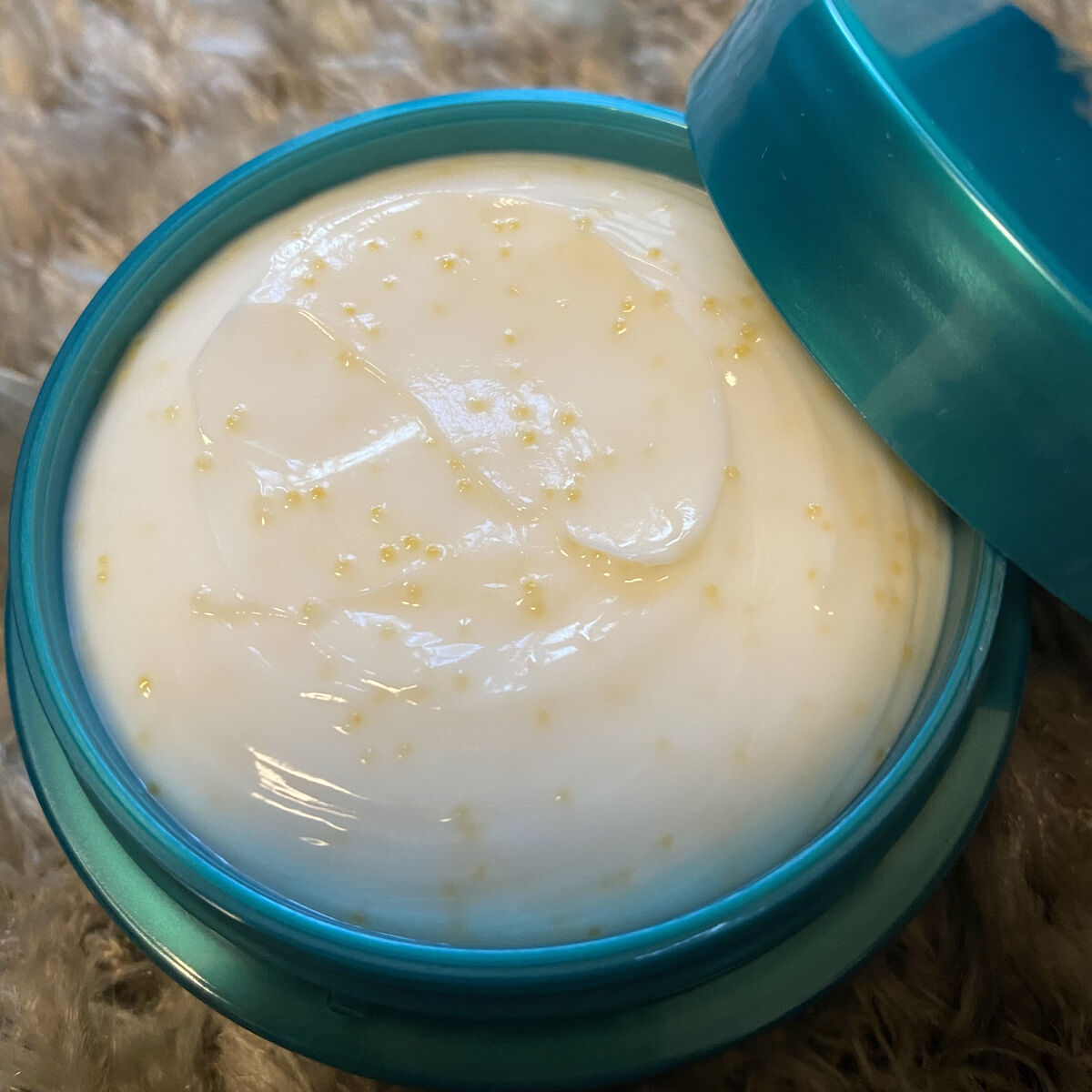 ビューティーチャージ ナイトスペリア/アトリックス/ハンドクリームを使ったクチコミ（2枚目）