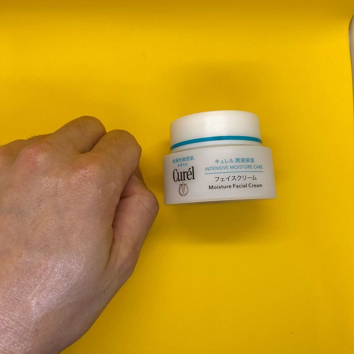 Suið¬ïœãã©ãã100% on LIPS ãæœ€æµžä¿æ¹¿ãã§ã€ã¹ã¯ãªãŒã ãã¿ã€ããªãïŒãã£ãšãã®ã³ãä¿æ¹¿ã¯ãªãŒ..ãïŒ6æç®ïŒ