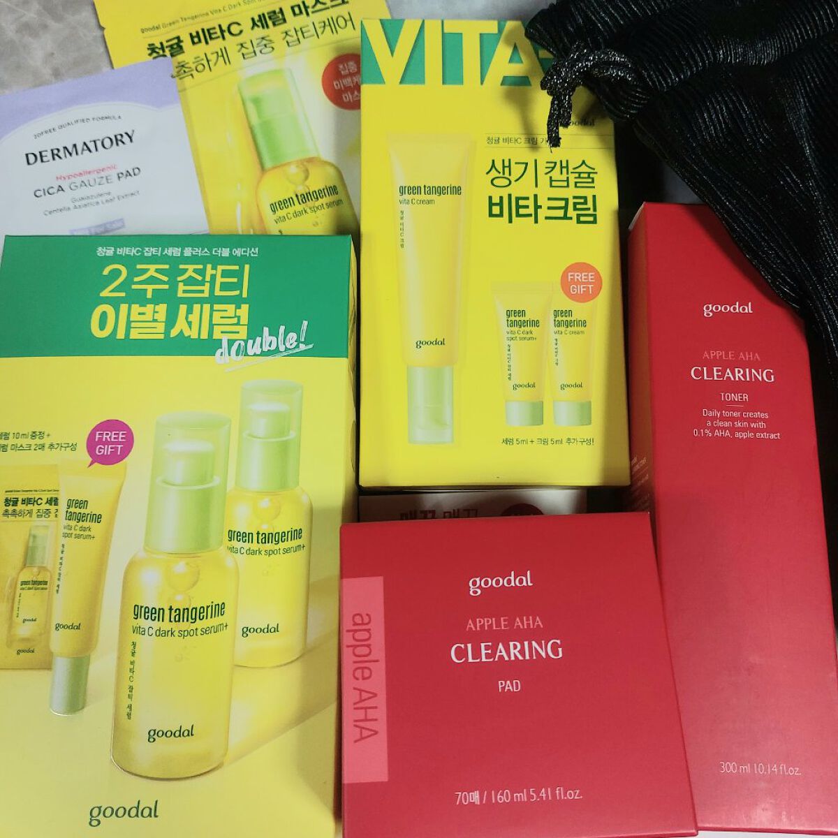 (記録用)

2022SUMMER福袋
クリオスキン/ヘアケア福袋 本品5種類入り ￥6,000
※Qoo10価格なのでクーポンとポイント併用で3,500円くらいでGET!

ほかにもたくさん買いすぎて細かなレビューは省略💦
でもgood