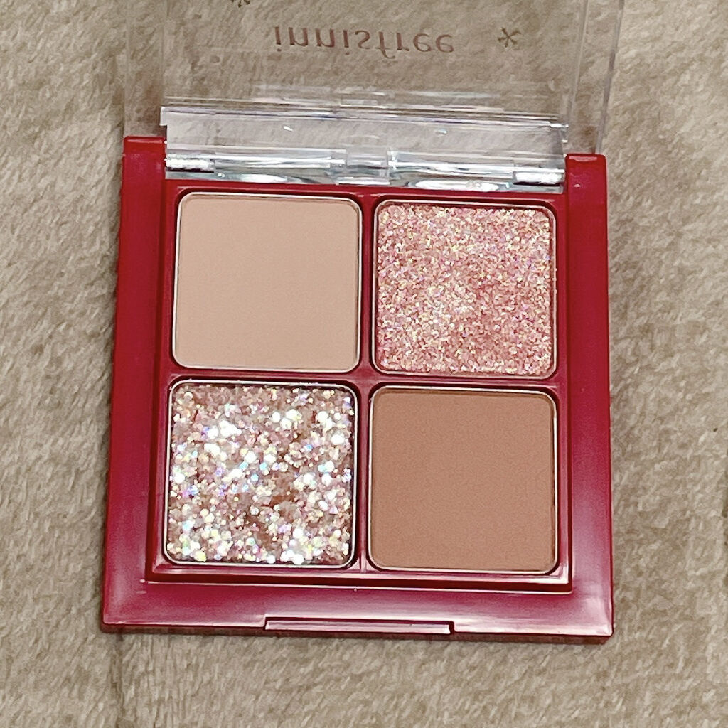 エアリー トゥインクル アイパレット 2021 Green Holidays Edition/innisfree/アイシャドウパレットを使ったクチコミ（2枚目）