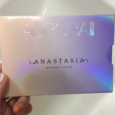 AURORA GLOW KIT/アナスタシア ビバリーヒルズ/プレストパウダーを使ったクチコミ（1枚目）