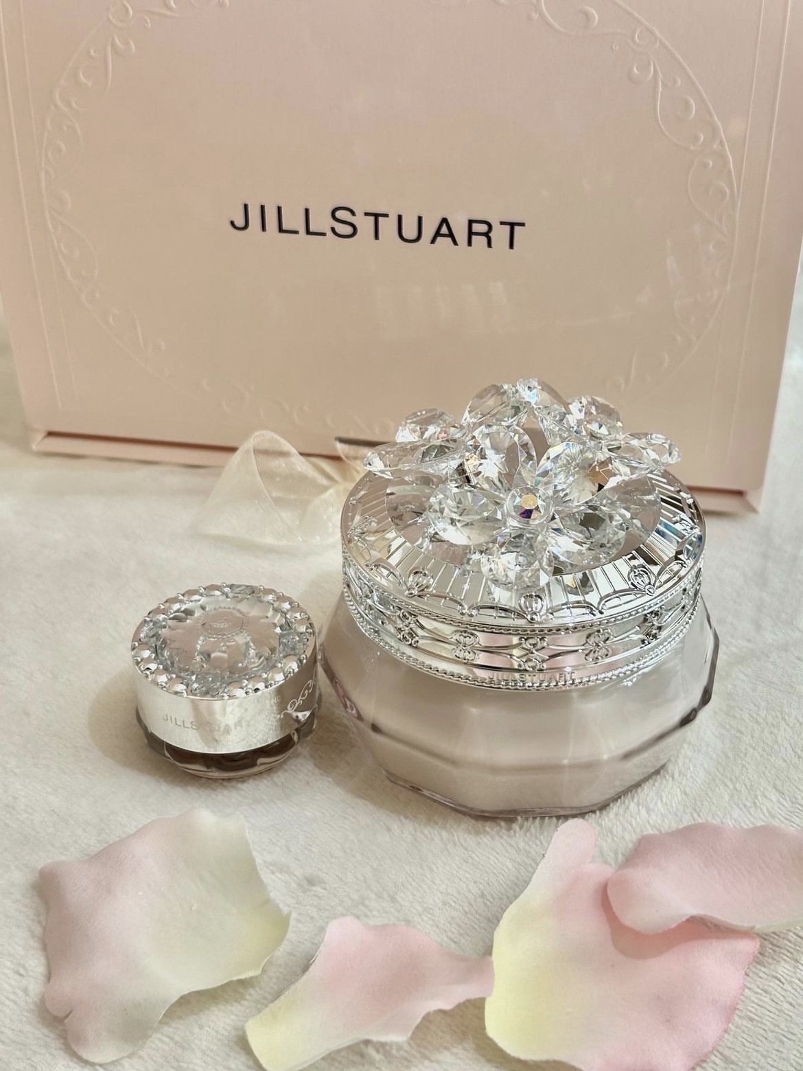 クリスタルブルーム パフュームド ボディクリーム/JILL STUART/ボディクリームを使ったクチコミ（1枚目）