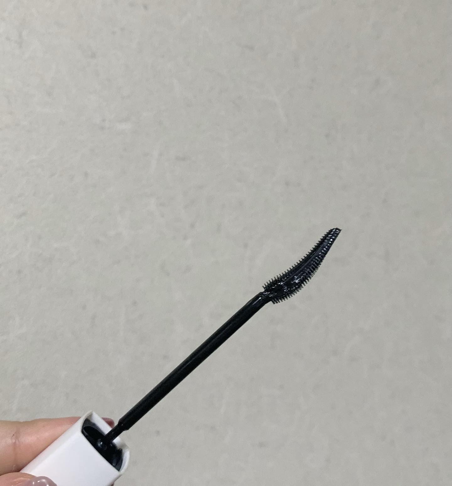 ラッシュニスタ　プライマー/MAYBELLINE NEW YORK/マスカラ下地を使ったクチコミ（3枚目）