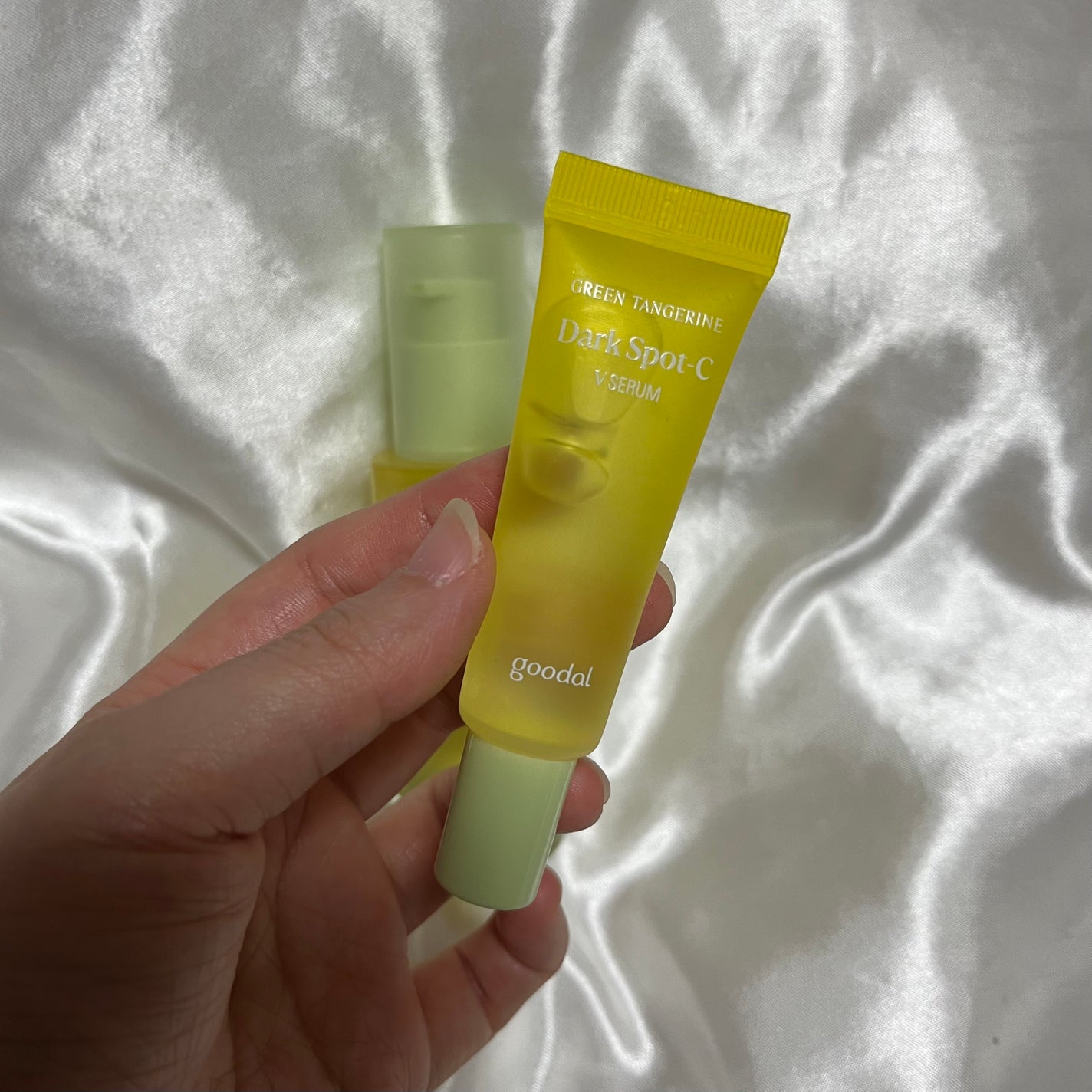 グリーンタンジェリン ビタC ダークスポットケアセラム/goodal/美容液を使ったクチコミ(4枚目)
