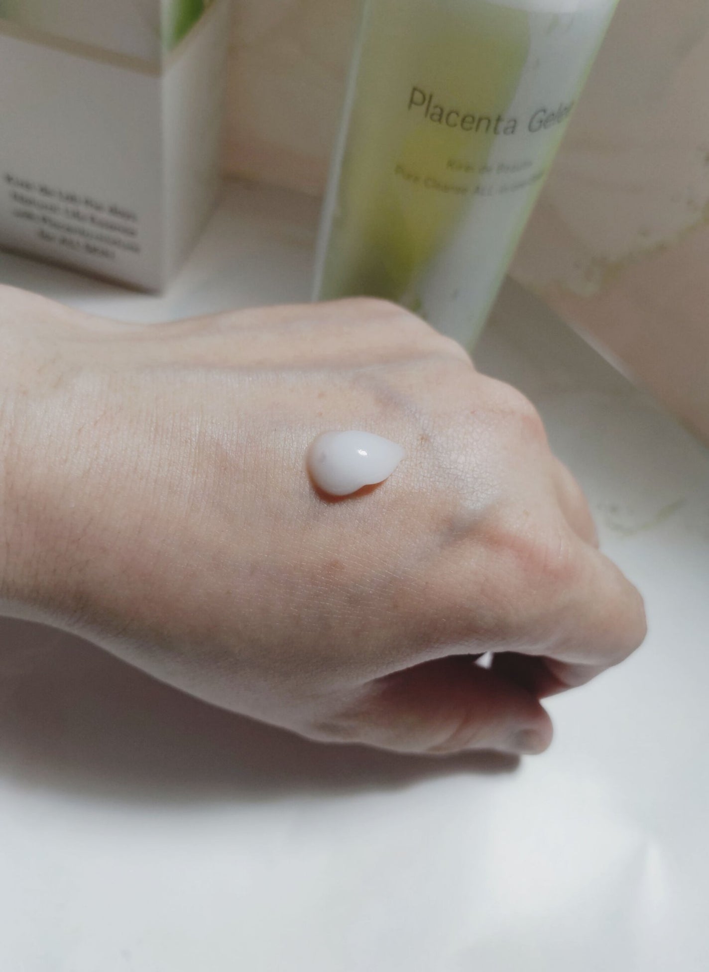 キレイデボーテ オールインワンジュレ/キレイ・デ・ラボ/オールインワン化粧品を使ったクチコミ(5枚目)