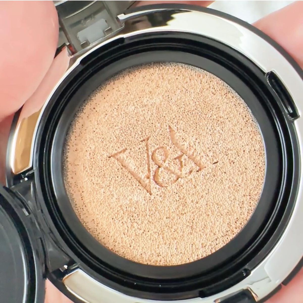 ロングウェアクッションファンデーション/V&Aビューティー/クッションファンデーションを使ったクチコミ(5枚目)