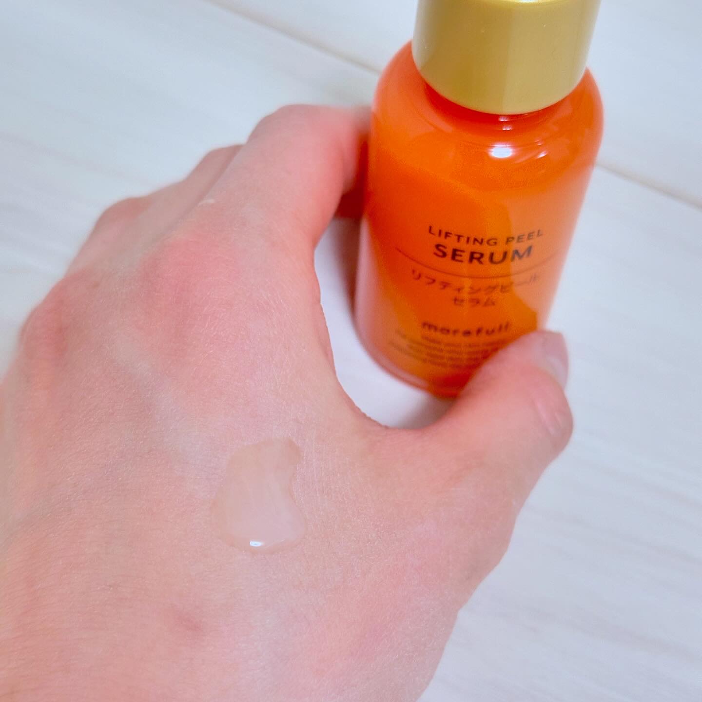 モアフルリフティングピールセラム/morefull /美容液を使ったクチコミ（3枚目）