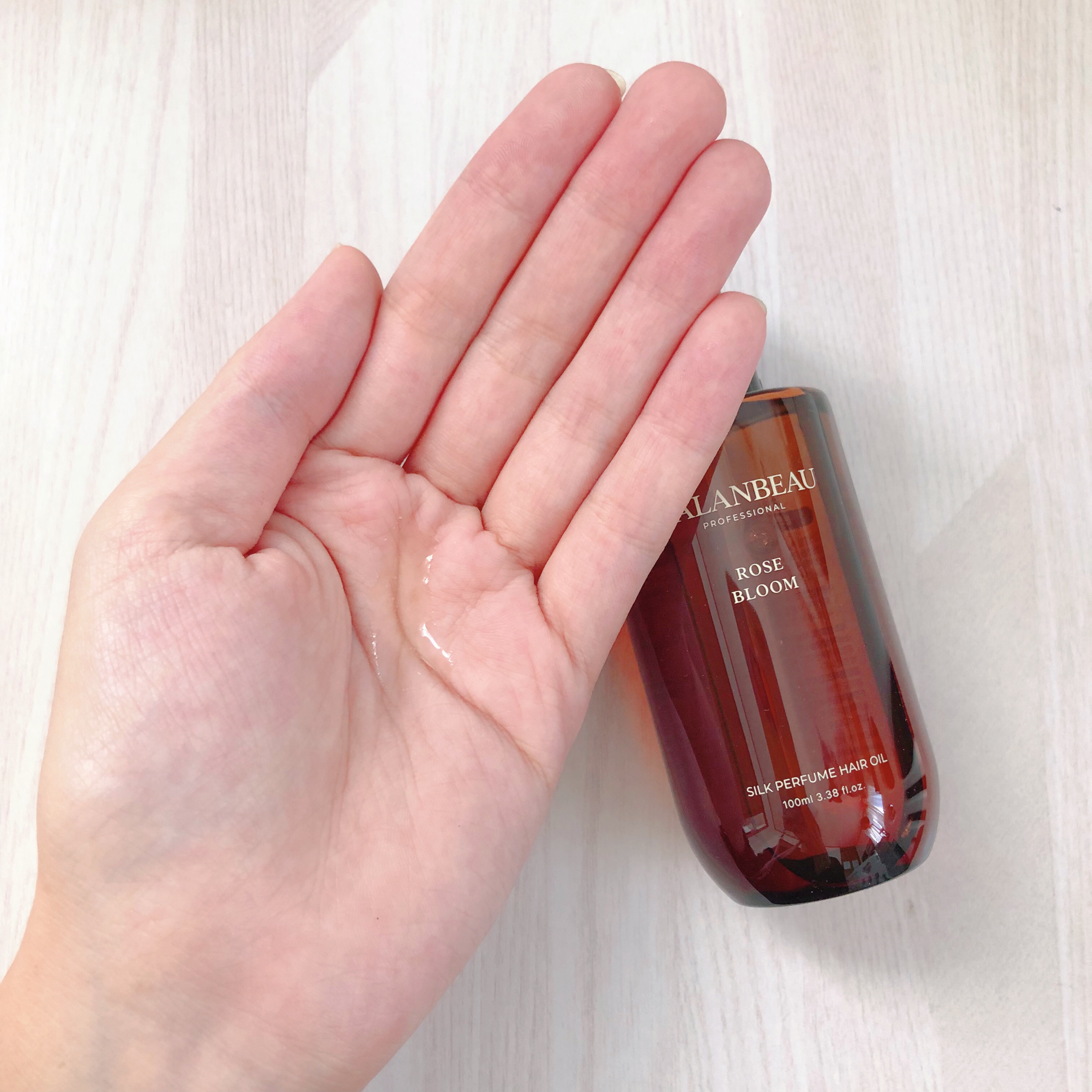 シルクパフュームヘアオイル（ローズブルーム）/ガランビュー/ヘアオイルを使ったクチコミ（3枚目）