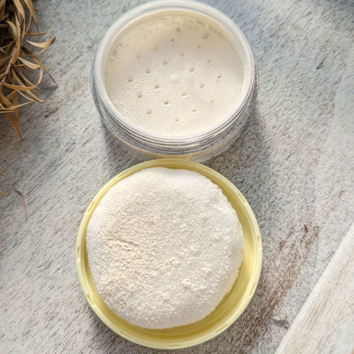 ポアレスフィクサー/プリマヴィスタ/ルースパウダーを使ったクチコミ（2枚目）