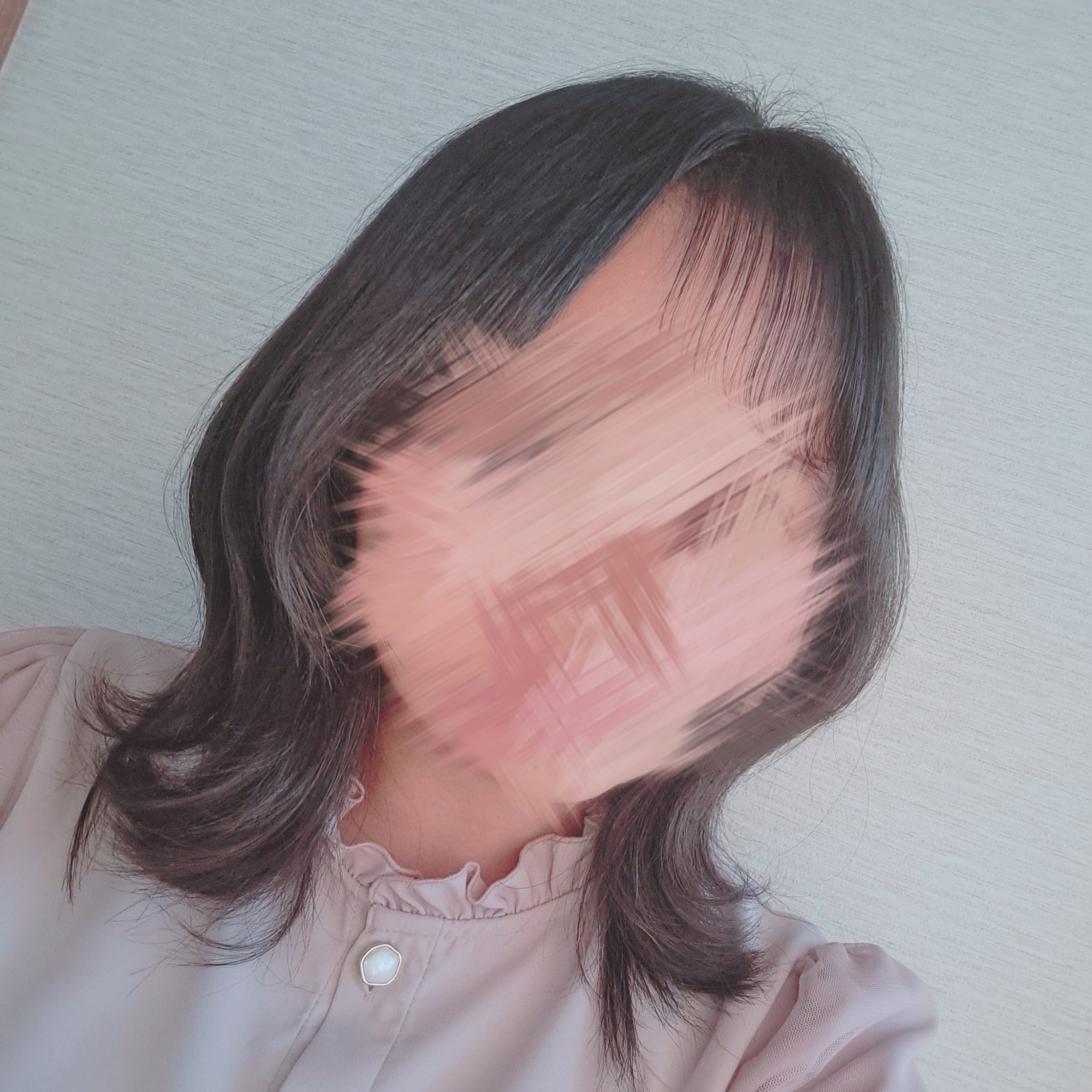 ୨୧リーゼニュアンススタイリングオイル ＋モイスト୨୧ 
𓈒 𓏸 𓐍  𓂃 𓈒𓏸 𓂃◌𓈒𓐍 𓈒

先日、LIPSを通じていただいてレビューした
📍リーゼニュアンススタイリングオイル ＋モイスト

今日はこちらを使用した