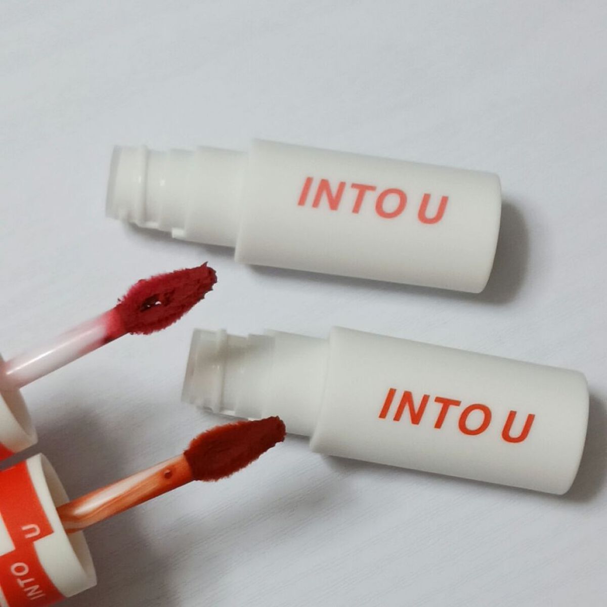 スーパーマットリップ＆チークマッド EM06 人気者オレンジ/INTO U/口紅を使ったクチコミ（2枚目）