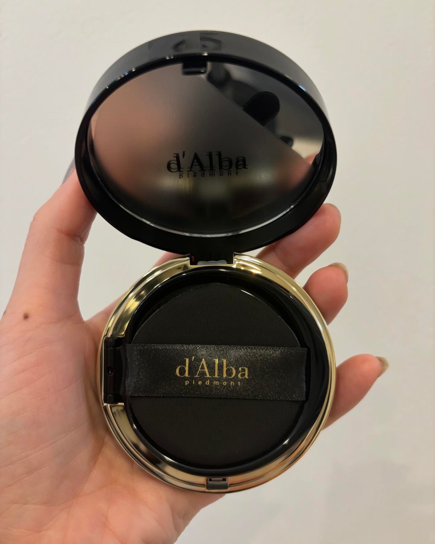 グロウフィットセラムカバークッション/ダルバ/クッションファンデーションを使ったクチコミ(2枚目)