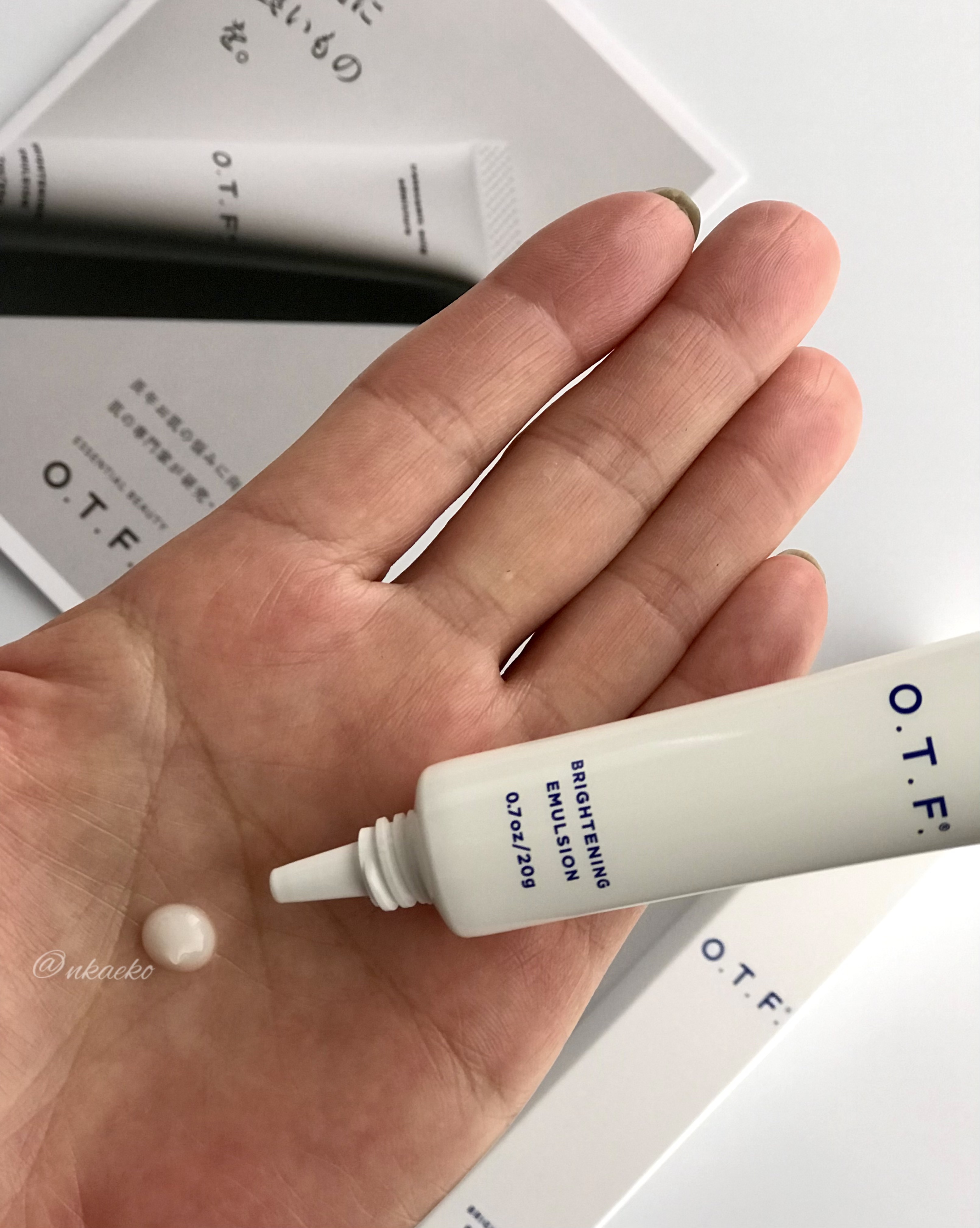 薬用ホワイトニングエマルジョンTA/O.T.F./乳液を使ったクチコミ（2枚目）