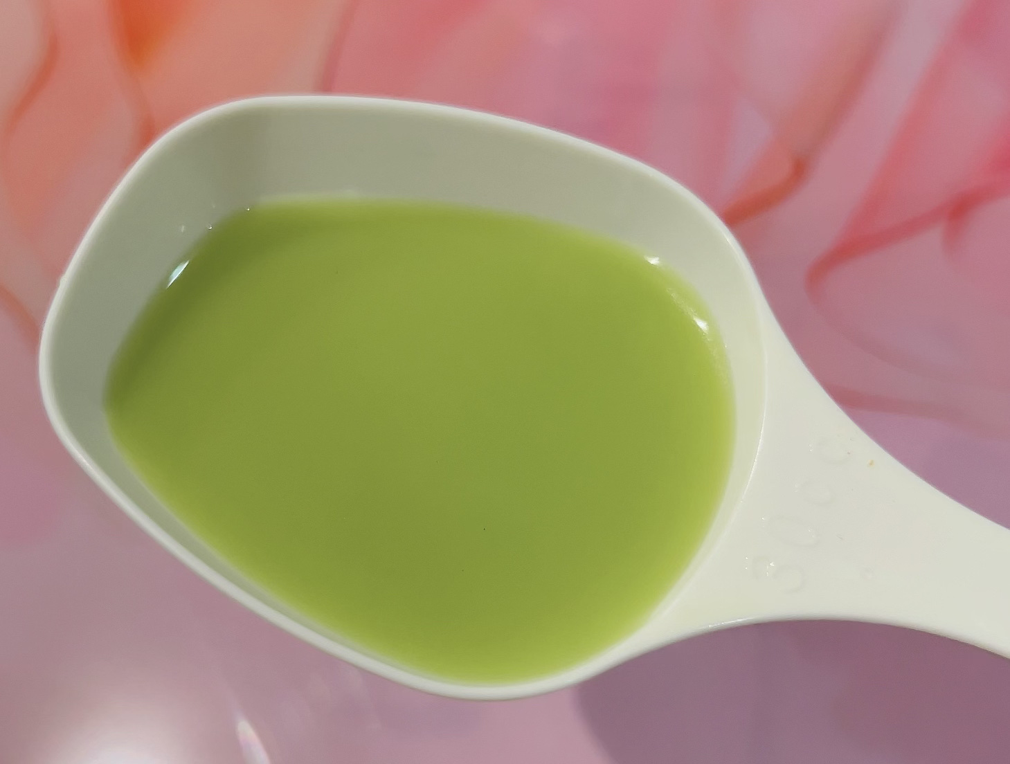 JUSO BATH POWDER 苺の香り/旅するJUSO/炭酸系入浴剤を使ったクチコミ（2枚目）