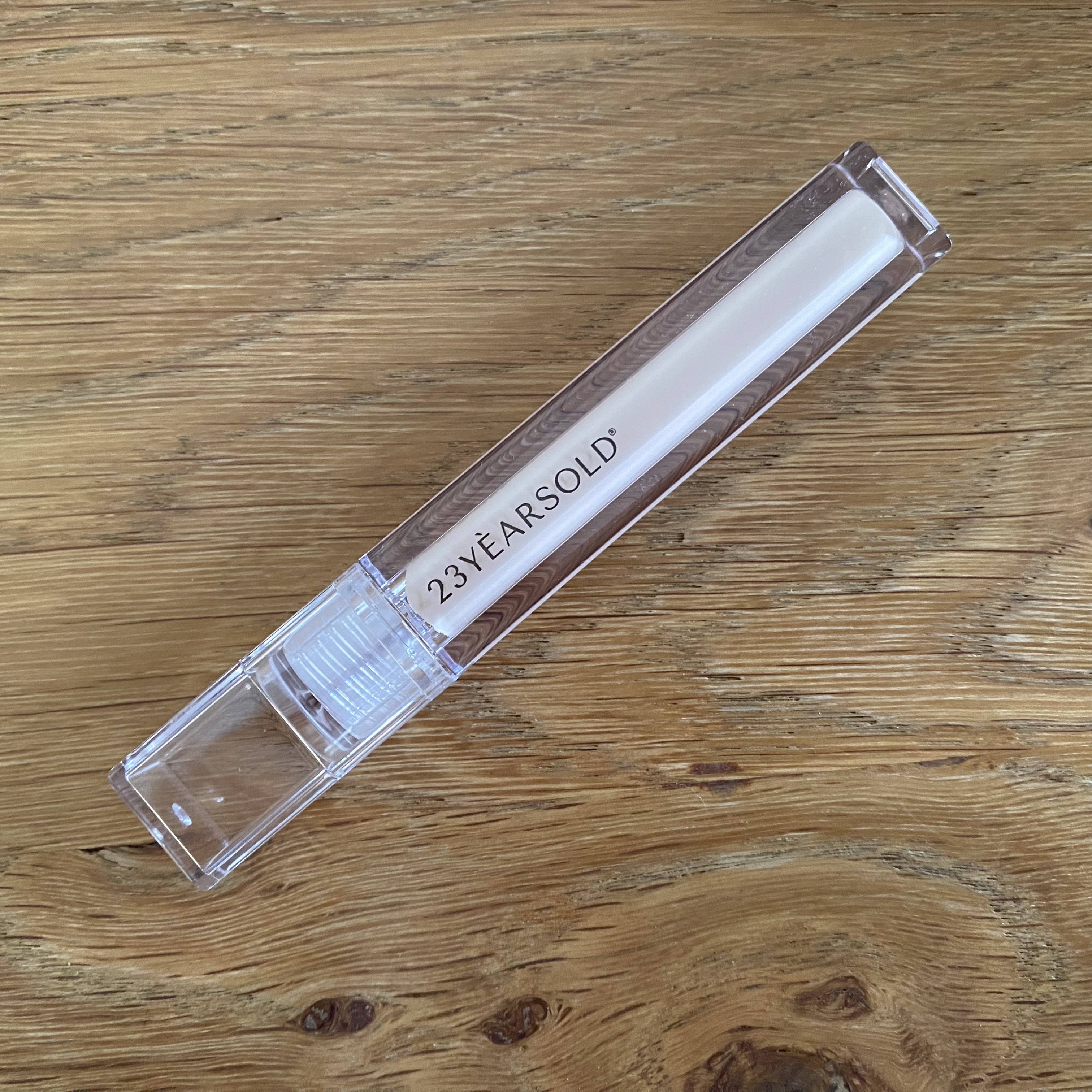 ダーマシンコンシーラー/23years old/リキッドコンシーラーを使ったクチコミ（2枚目）