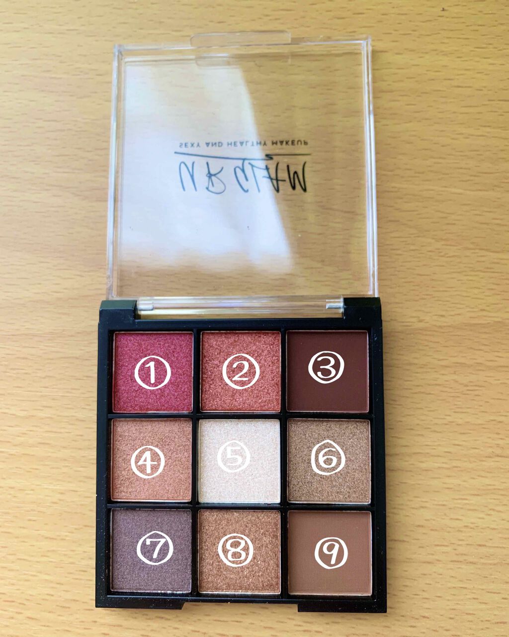 UR GLAM　BLOOMING EYE COLOR PALETTE/U R GLAM/アイシャドウパレットを使ったクチコミ（2枚目）