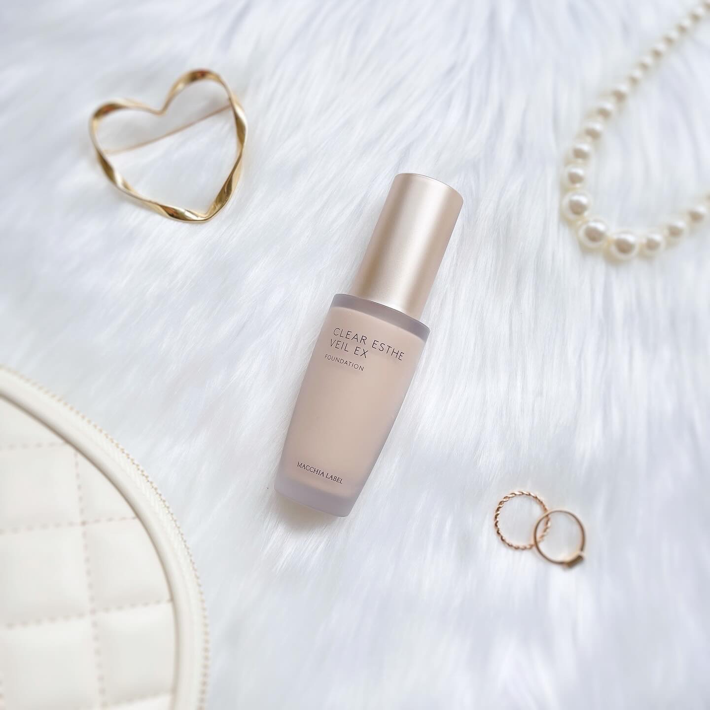 薬用クリアエステヴェールEX/Macchia Label/リキッドファンデーションを使ったクチコミ（1枚目）
