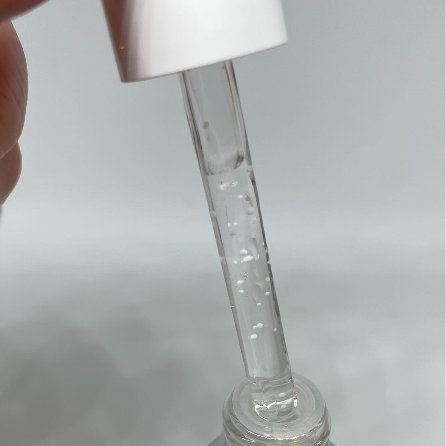 ナイアシンジンクビーズセラム/Frankly/美容液を使ったクチコミ（3枚目）