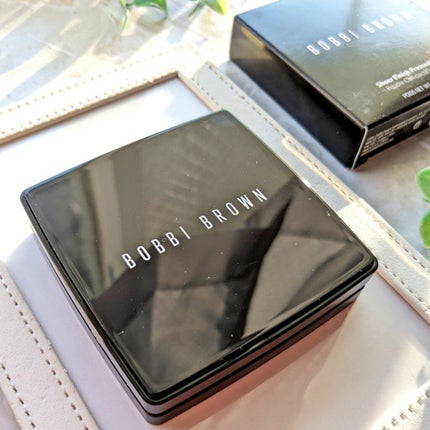 シアーフィニッシュ プレストパウダー 11 ソフトポーセリン/BOBBI BROWN/プレストパウダーを使ったクチコミ(2枚目)