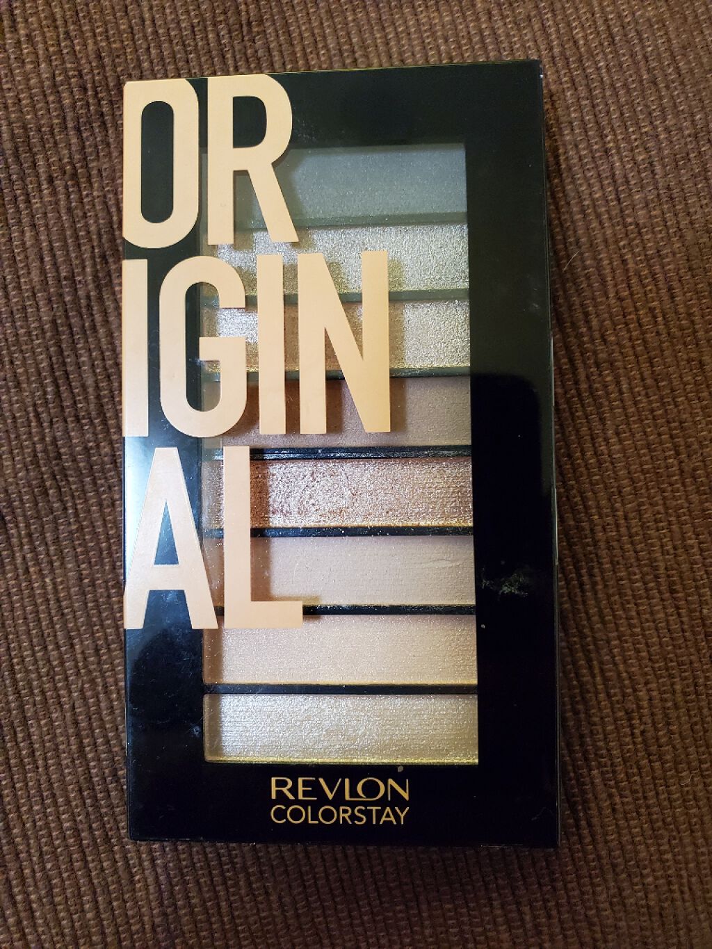 カラーステイ ルックス ブック パレット/REVLON/アイシャドウパレットを使ったクチコミ（1枚目）