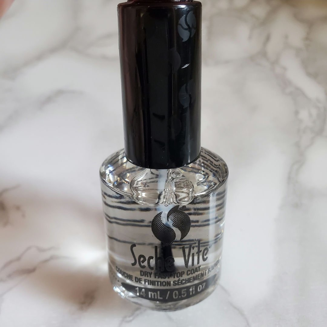 セシェ・ヴィート/セシェ/ネイルトップコートを使ったクチコミ（2枚目）