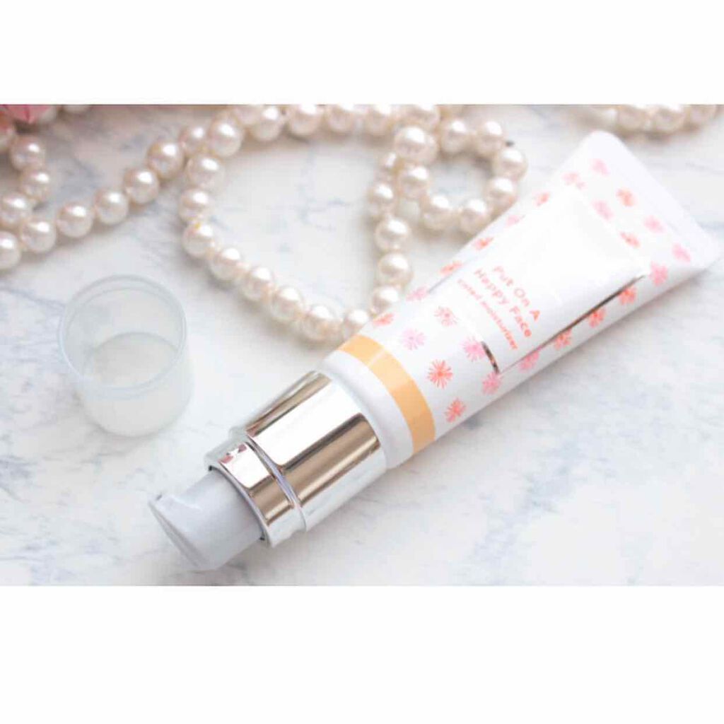 プットオンアハッピーフェイス ティンティド モイスチュアライザー/Awake/CCクリームを使ったクチコミ（2枚目）