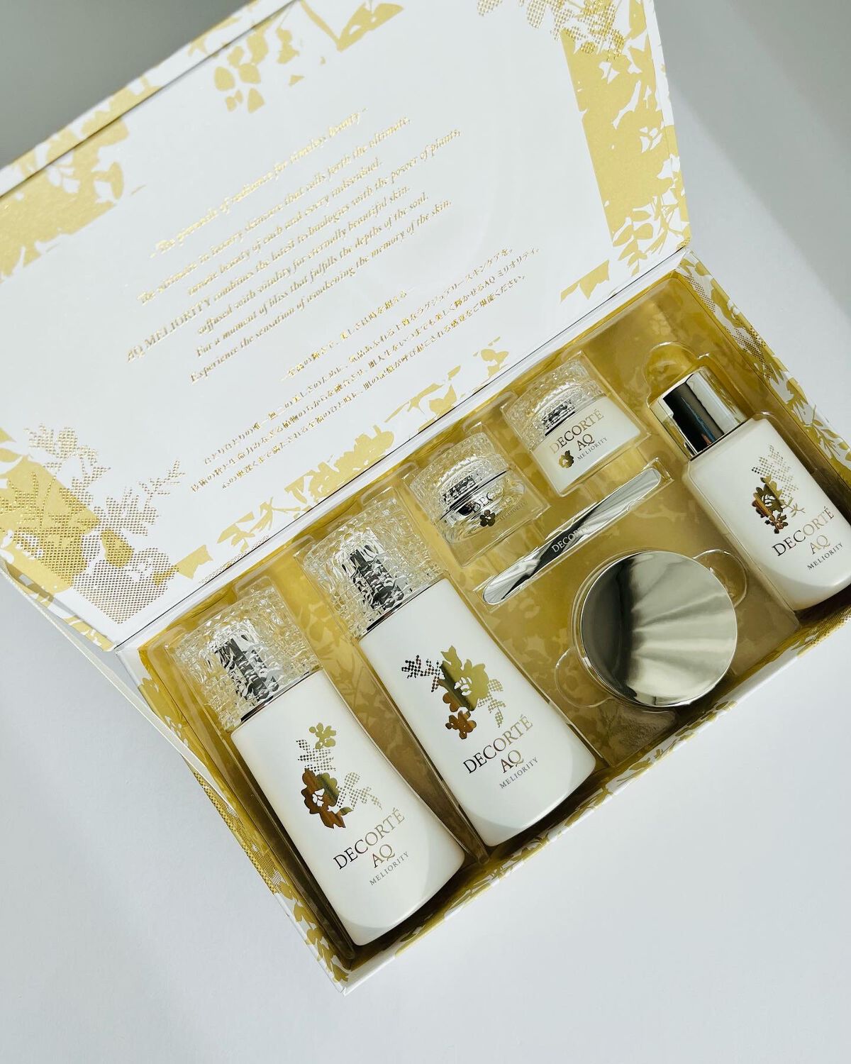 AQ ミリオリティ ラグジュリアス コフレ n/DECORTÉ/スキンケアキットを使ったクチコミ(2枚目)