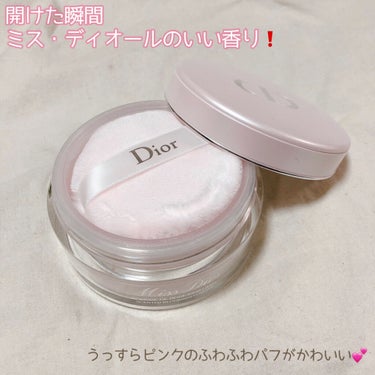 Dior ミス ディオール ブルーミング ボディ パウダーのクチコミ「・
Diorの女子力爆上がりアイテム💣💥

ミス ディオール ブルーミング ボディ パウダー
.....」（2枚目）