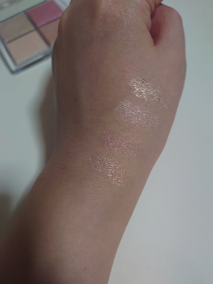ディオール バックステージ フェイス グロウ パレット/Dior/ハイライトを使ったクチコミ(2枚目)