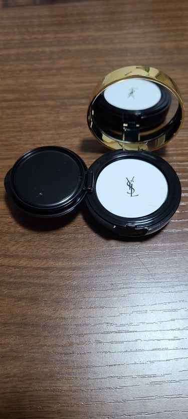 YVES SAINT LAURENT BEAUTE アンクル ド ポー ルクッションNのクチコミ「#YVES SAINT LAURENT BEAUTE
#アンクル ド ポー ルクッションN
#.....」（3枚目）