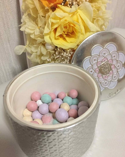 メテオリット ビーユ/GUERLAIN/フェイスパウダーを使ったクチコミ(1枚目)