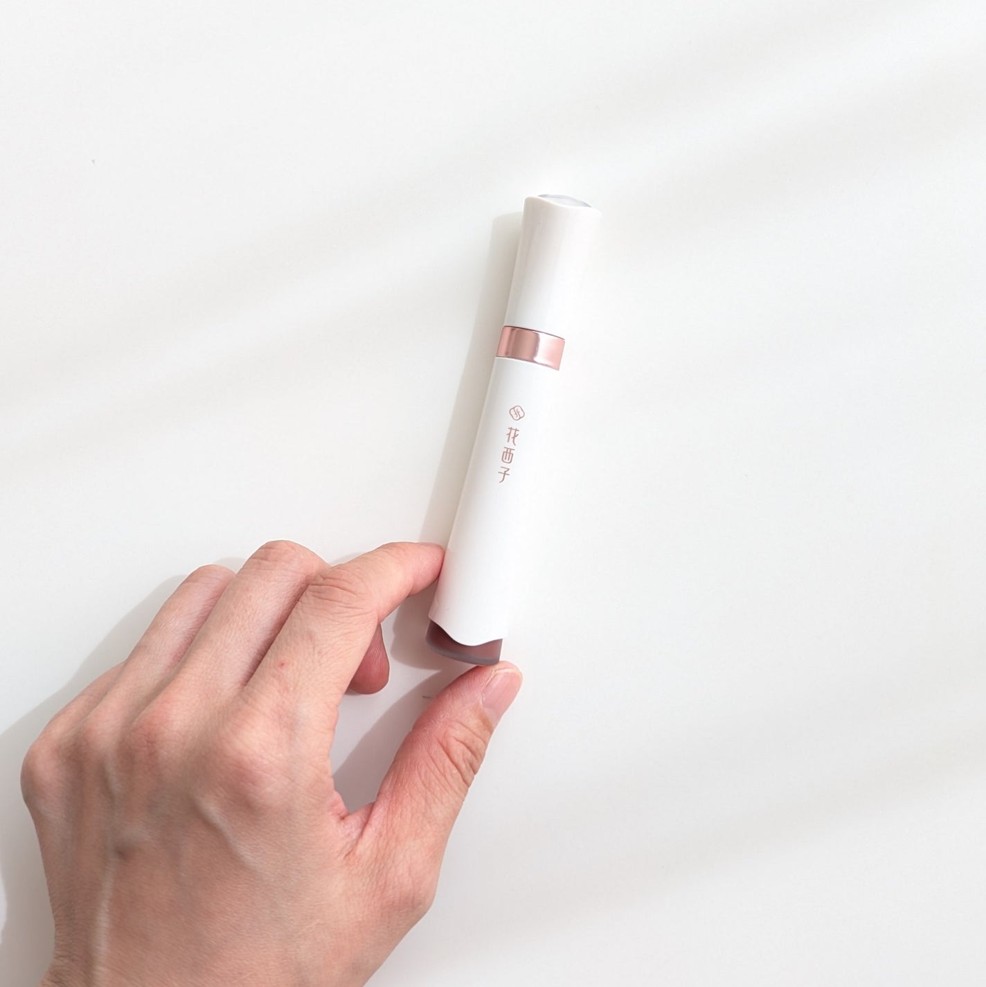 珠玉流光リップティント/花西子/リップティントを使ったクチコミ(1枚目)