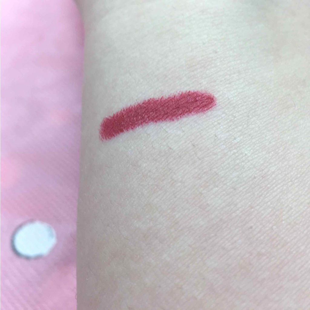 マット バーム/REVLON/口紅を使ったクチコミ（2枚目）