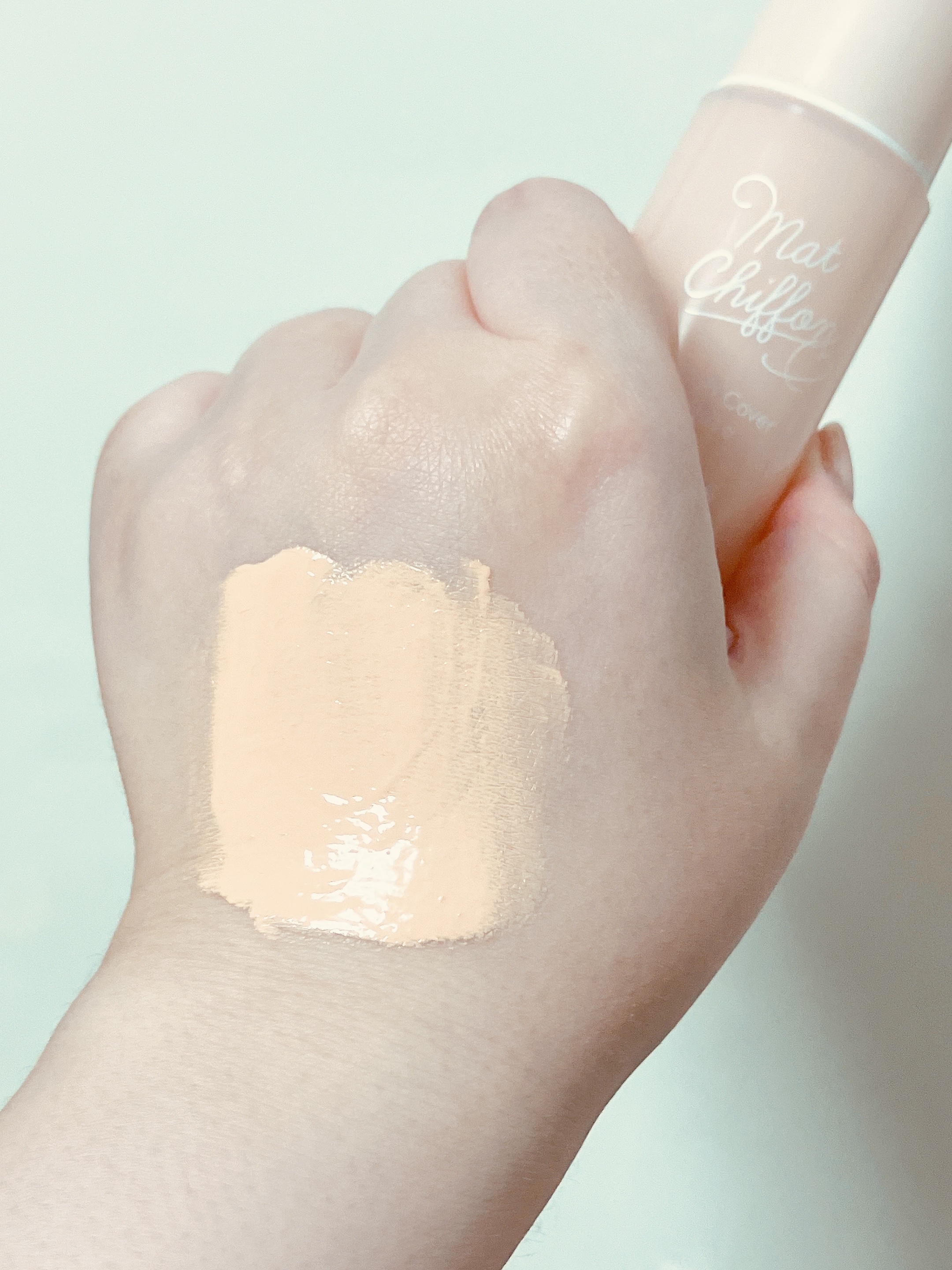 キス マットシフォン UVハイカバーベース 01 ライト(Light)/KiSS/化粧下地を使ったクチコミ（3枚目）