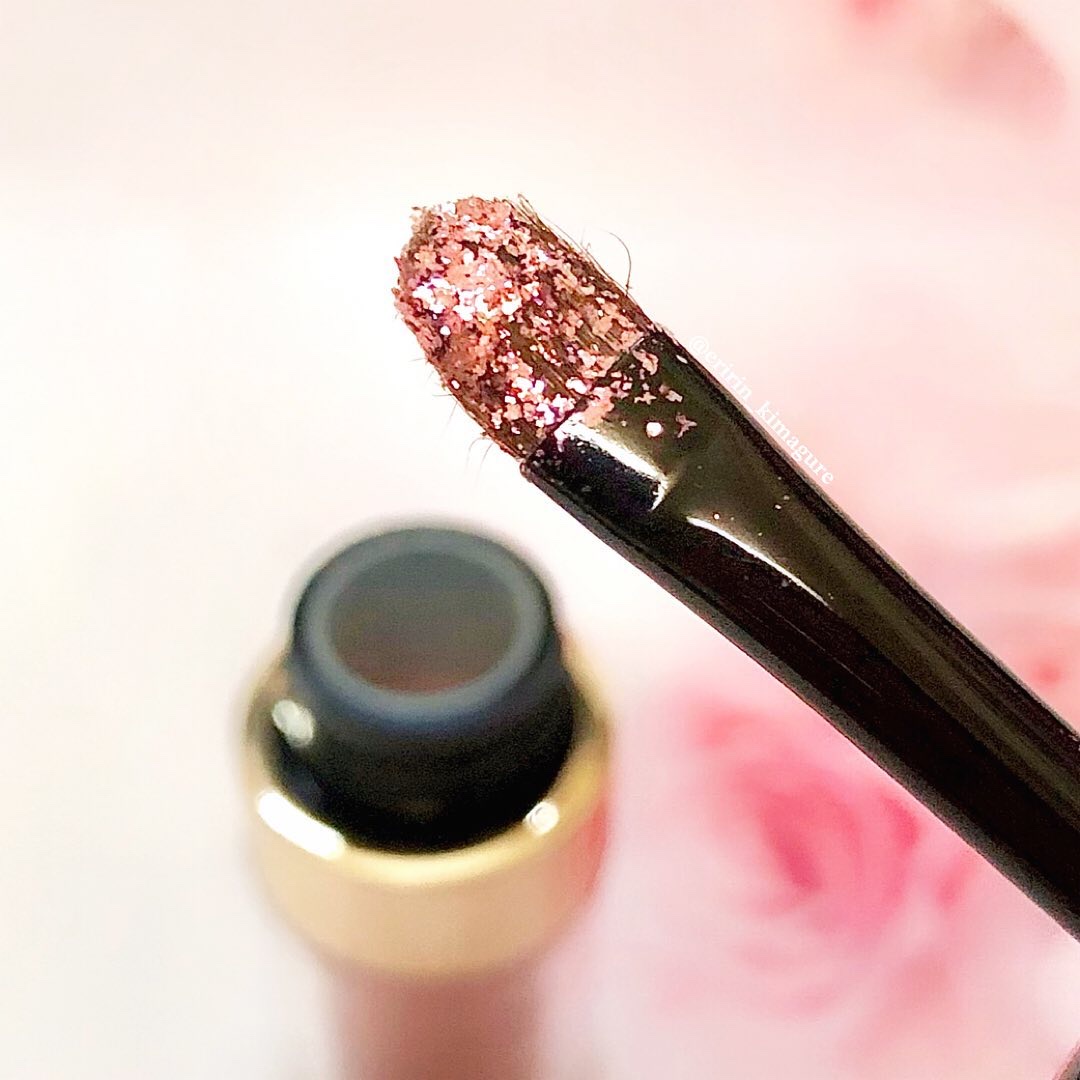 ドリームダスト リップ＆チーク/ヴァレンティノ ビューティ/リキッドアイシャドウを使ったクチコミ（3枚目）