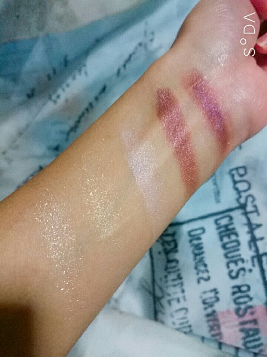 UR GLAM　POWDER EYESHADOW/U R GLAM/単色アイシャドウを使ったクチコミ（2枚目）