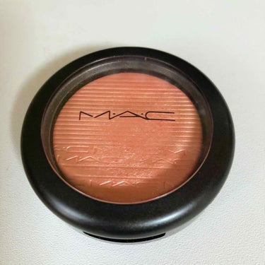 
2018.05.16<<<商品レビュー( ¨̮ )✩*॰



商品名:MAC 
エクストラディメンションブラッシュ
<ジャスト ア ピンチ>





こちらを購入してから約1ヶ月、
毎日使うくらい