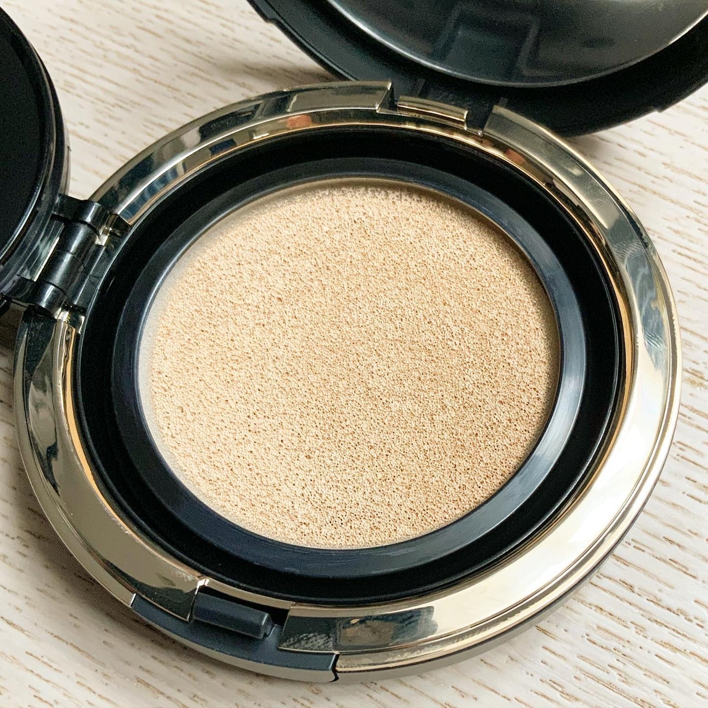 オリジナル ピュア セラム カバーアップ クッション/bareMinerals/クッションファンデーションを使ったクチコミ(5枚目)