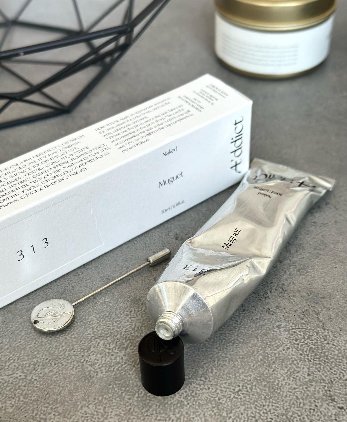 ソリッドパフューム ミュゲ 313/Addct/練り香水を使ったクチコミ(2枚目)
