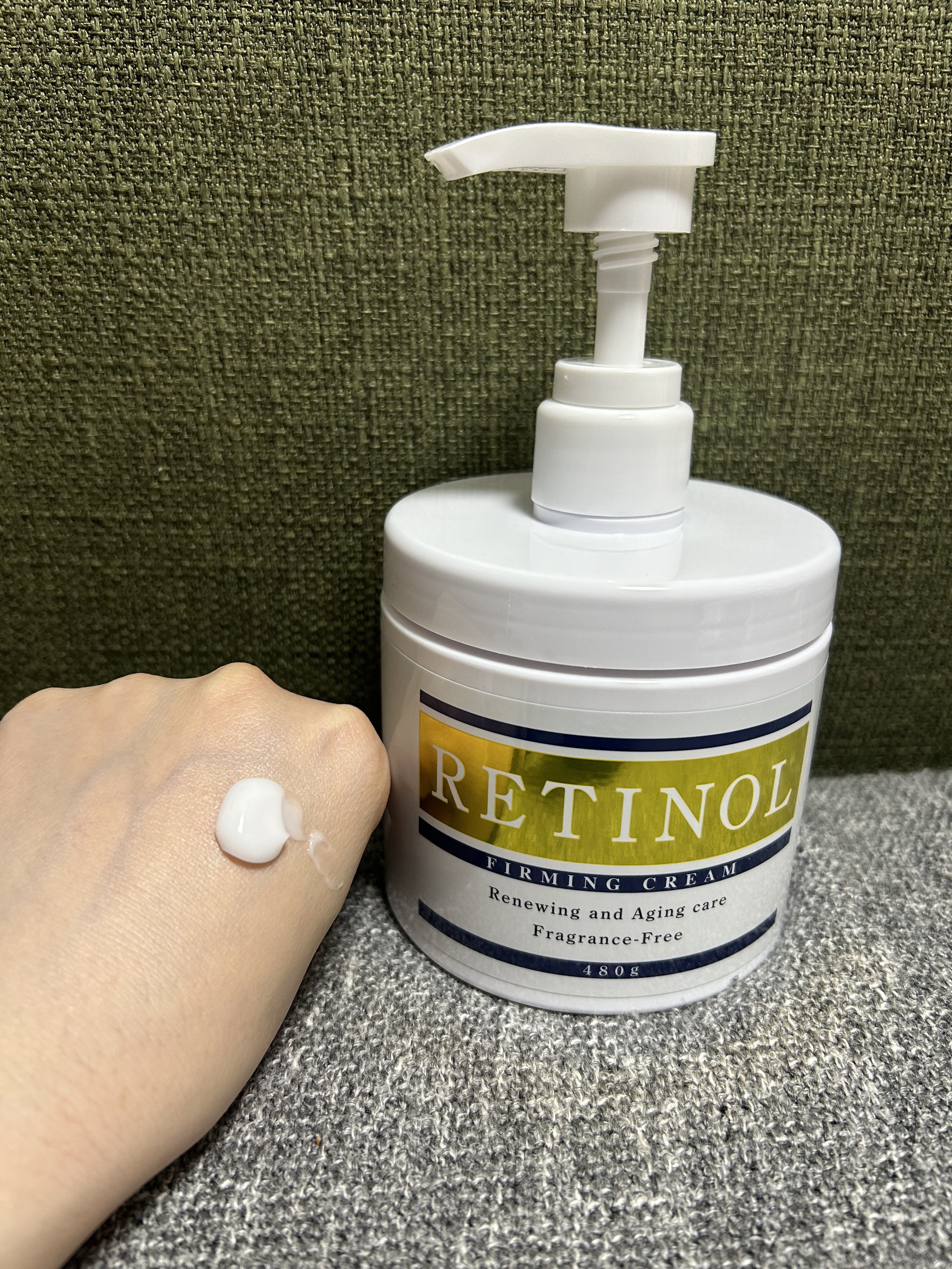 レチノール配合ファーミングクリーム/エービーエル/ボディクリームを使ったクチコミ（2枚目）