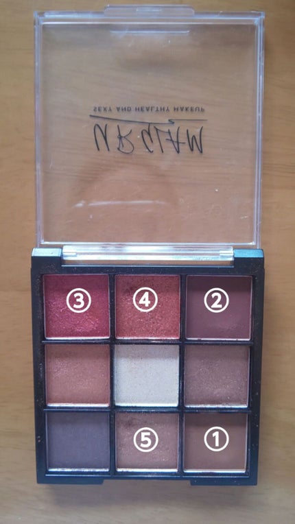 UR GLAM BLOOMING EYE COLOR PALETTE/U R GLAM/アイシャドウパレットを使ったクチコミ(3枚目)