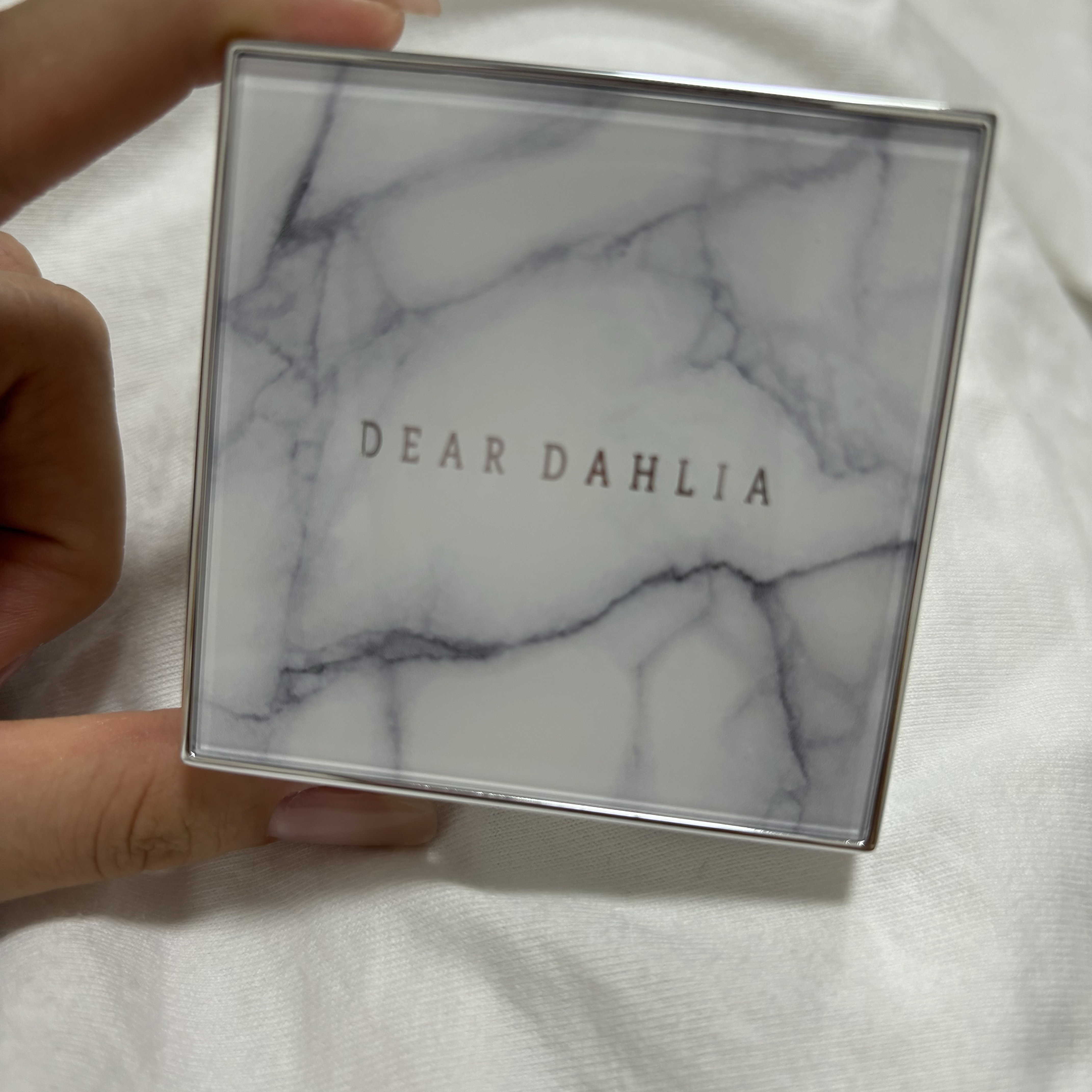 スキンルミナスハイライター/DEAR DAHLIA/パウダーハイライトを使ったクチコミ（1枚目）