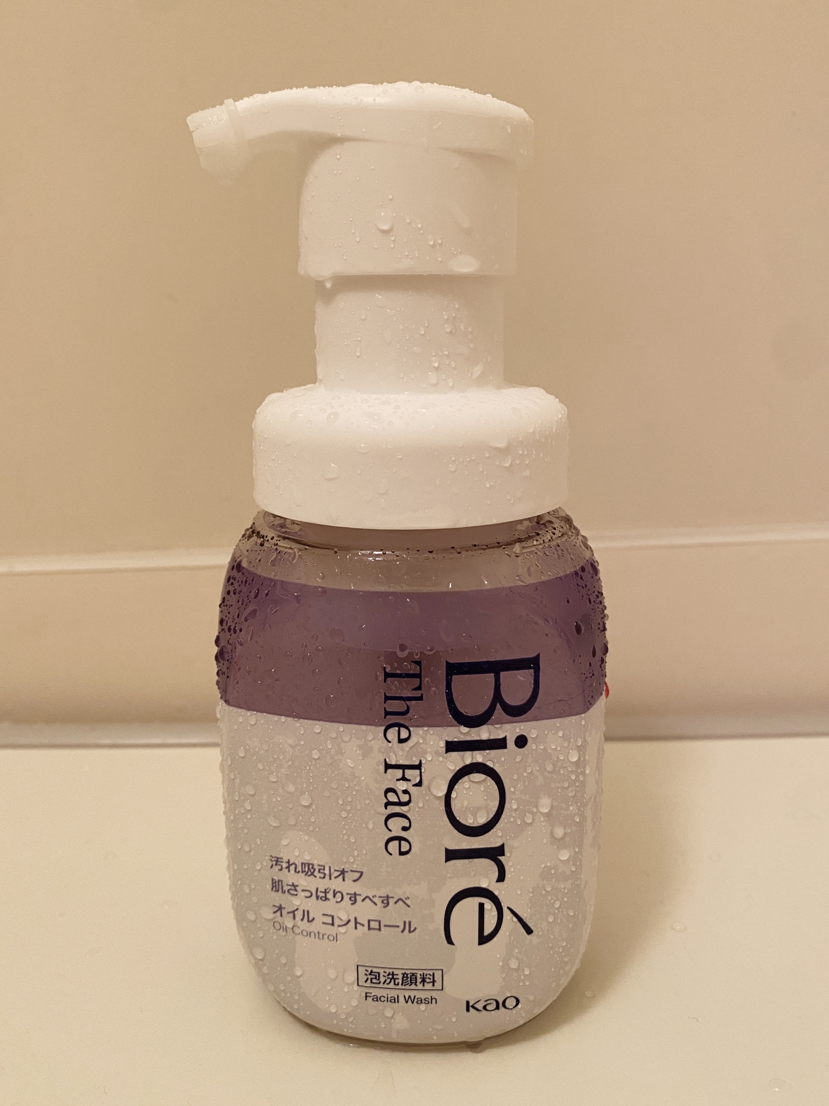 ビオレ ザフェイス 泡洗顔料 オイルコントロール 本体(200ml)/ビオレ/泡洗顔を使ったクチコミ（1枚目）