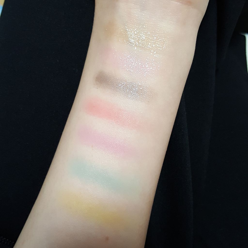 プレイフルカラー アイ&フェイス/コフレドール/単色アイシャドウを使ったクチコミ(2枚目)