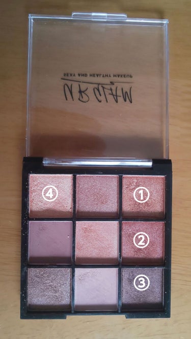 UR GLAM　BLOOMING EYE COLOR PALETTE/U R GLAM/アイシャドウパレットを使ったクチコミ（3枚目）