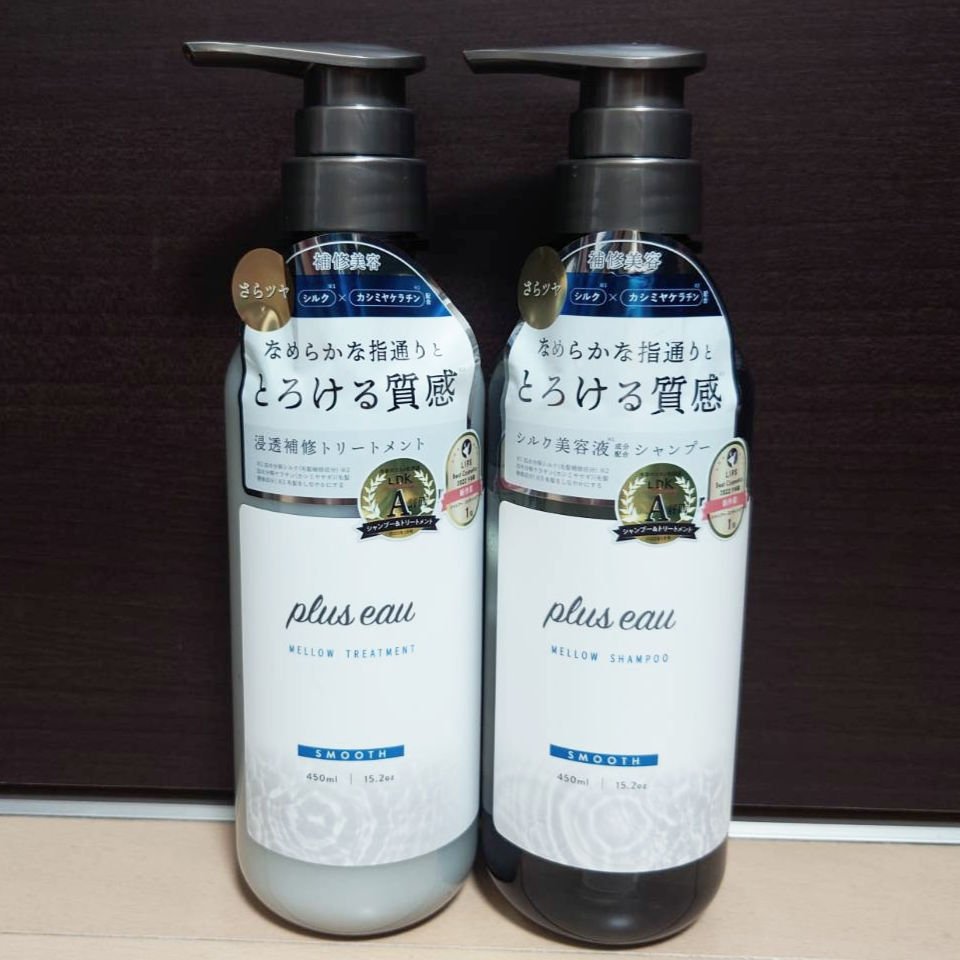 この度、LIPSさんを通して、plus eauさんから、
メロウシャンプー/メロウトリートメントを頂きました！

シャンプーの方はさらさらとしたテクスチャーで泡立ちが良く、頭皮までしっかり洗われた感があります！泡は重くなく軽い感じ。


ト